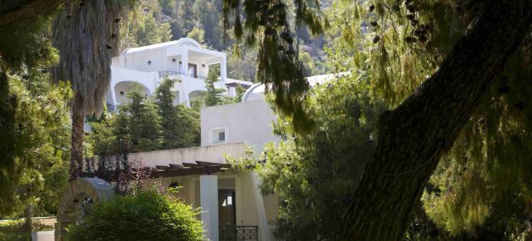 洛特拉基波赛顿温德姆华美达度假村(Ramada by Wyndham Loutraki Poseidon Resort)图片