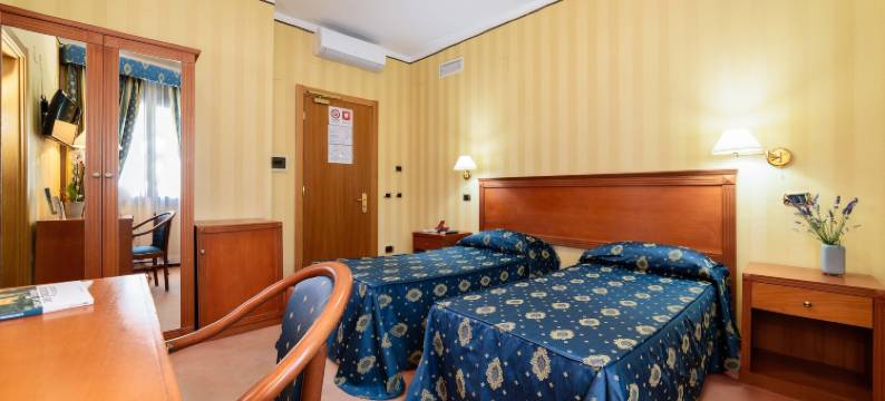 赫米蒂奇酒店(Hotel Hermitage)图片