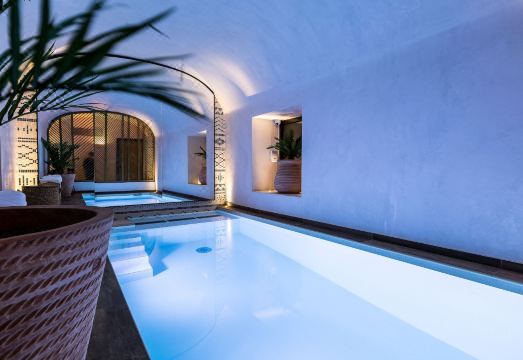 Laz' Hotel Spa Urbain Paris Hotel Overview