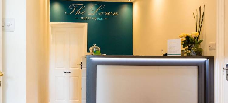 草坪贵宾大酒店(The Lawn Guest House Gatwick)图片