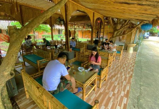 Quoc Khanh Bamboo HomestayHotel Overview