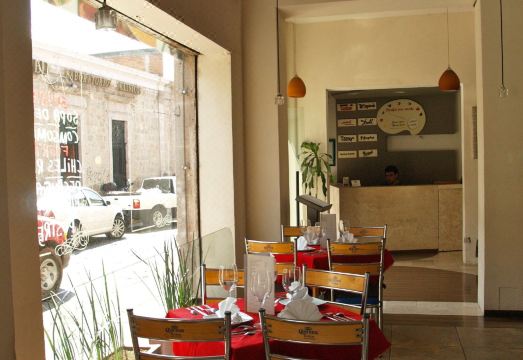 Hotel & Suites GaleriaHotel Overview