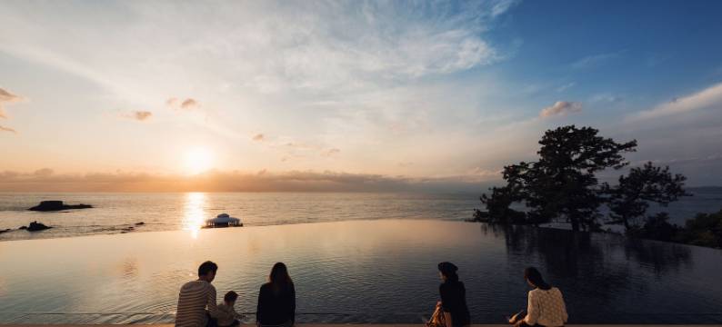 白浜奇特莱斯希莫尔公寓(Seamore Residence)图片