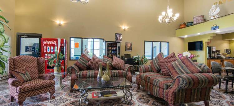 卡尔斯巴德温德姆戴斯酒店(Days Inn by Wyndham Carlsbad)图片