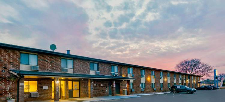橡树溪6号汽车旅馆(Motel 6 Oak Creek, WI)图片
