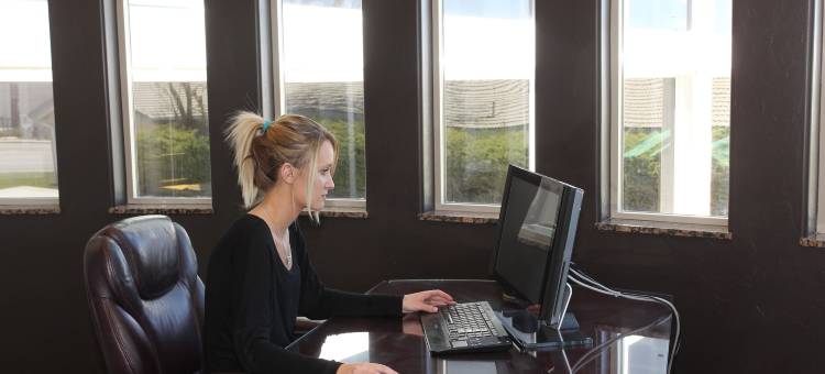 格林威尔酒店和会议中心(Greenwell Inn)图片