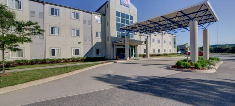 安大略省亨茨维尔6号汽车旅馆(Motel 6 Huntsville, on)图片