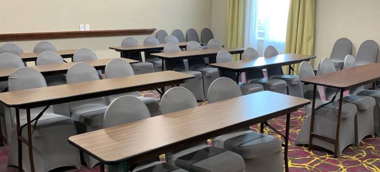 斯托克顿堡欢朋酒店(Hampton Inn Fort Stockton)图片