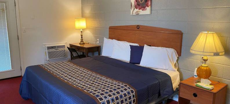 费尔威骑士酒店(Knights Inn Fairview)图片