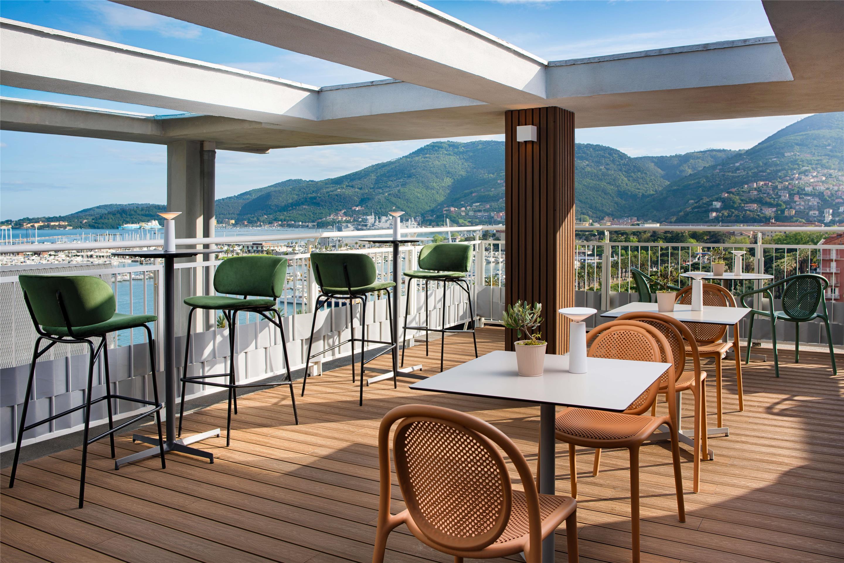 NH la Spezia Over view