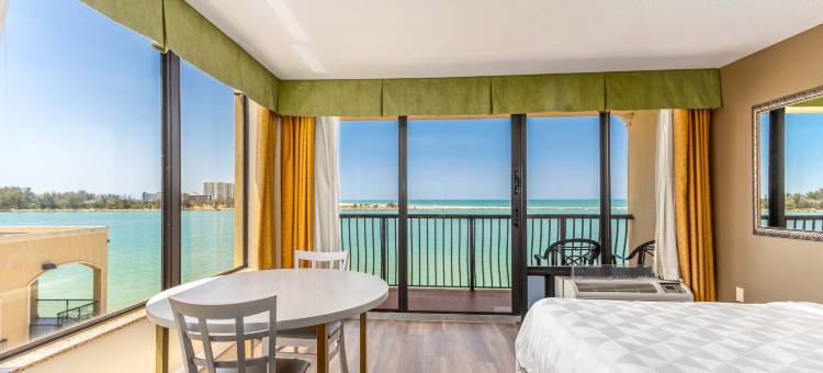 Holiday Inn & Suites 克利尔沃特海滩(Holiday Inn & Suites Clearwater Beach)图片