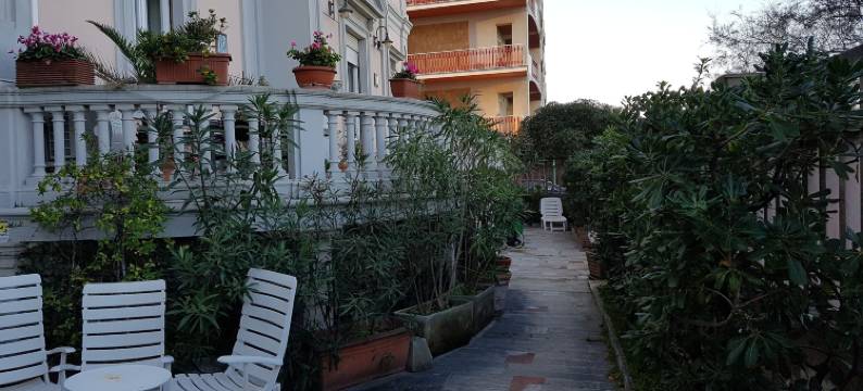 奥罗拉别墅酒店(Villa l'Aurora)图片