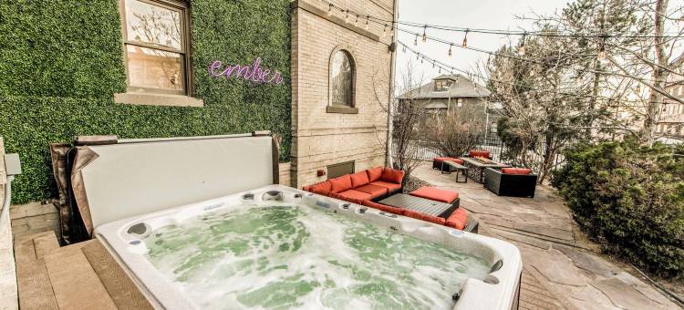 艾波旅舍(Ember Hostel)图片