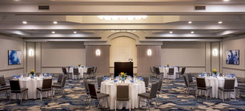 纽波特纽斯-汉普顿假日酒店(Holiday Inn NEWPORT NEWS - HAMPTON by IHG)图片