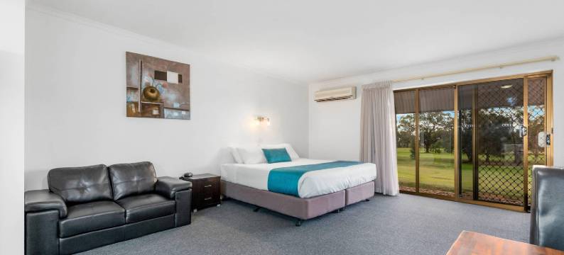 里弗兰德舒适套房酒店(Comfort Inn & Suites Riverland)图片