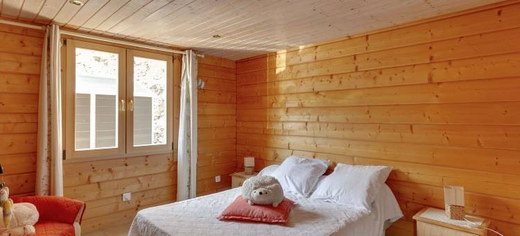 河畔区木屋静居(Riverside Chalet Retreat)图片