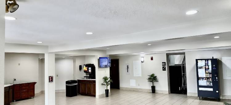 红屋顶酒店及套房纽波特 – 米德尔敦，罗德岛(Red Roof Inn & Suites Newport -Middletown, RI)图片