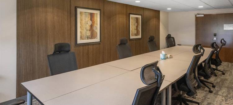 道森克里克智选假日套房酒店(Hotel Dawson Creek, SureStay Collection by Best Western)图片