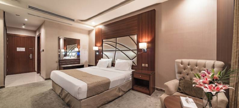 星期天红海喷泉阿尔哈姆拉(Sunday Red Sea Fountain Alhamra Formerly Vivid Plaza Hotel)图片