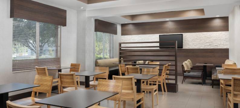 盖恩斯维尔丽怡酒店(Country Inn & Suites by Radisson, Gainesville, FL)图片