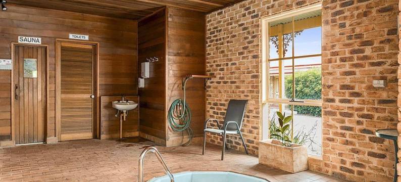 品质酒店(Quality Inn Colonial)图片