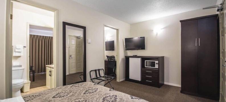 弗农庭院酒店(Courtyard Inn Vernon)图片