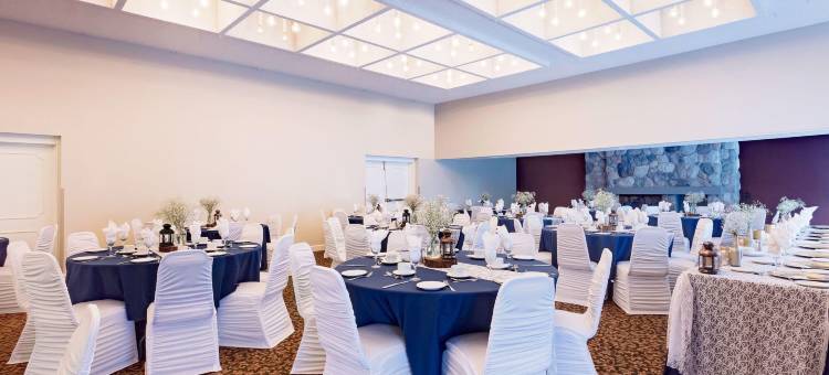 松林公园诺斯贝温德姆华美达度假酒店(Ramada by Wyndham Pinewood Park Resort North Bay)图片