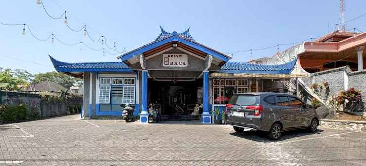 RedDoorz Near Jawa Timur Park 1图片