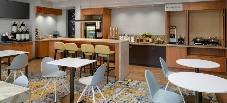 雷丁万豪TownePlace Suites 酒店(TownePlace Suites Redding)图片