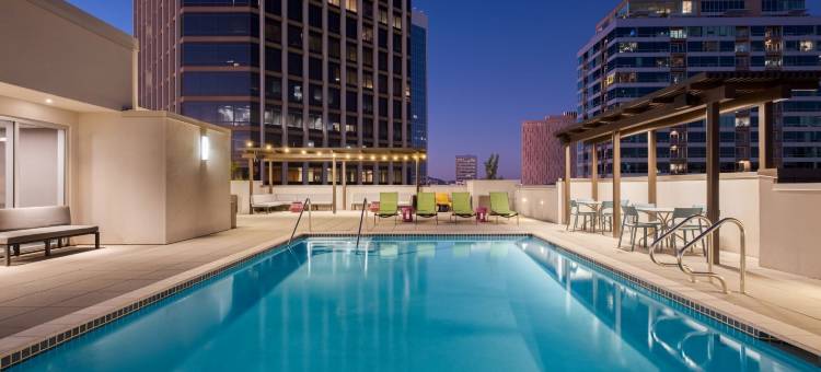 凤凰城中城希尔顿惠庭酒店(Home2 Suites by Hilton Phoenix Midtown)图片