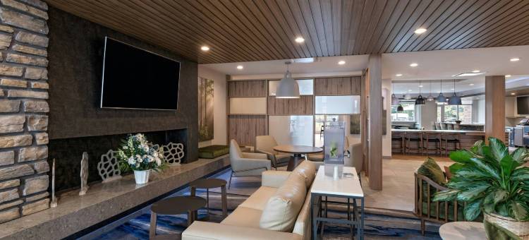 休斯敦密苏里城万枫套房酒店(Fairfield Inn & Suites Houston Missouri City)图片