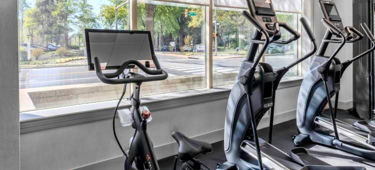 阿灵顿水晶城DCA希尔顿欢朋酒店及套房(Hampton Inn & Suites by Hilton Arlington Crystal City DCA)图片