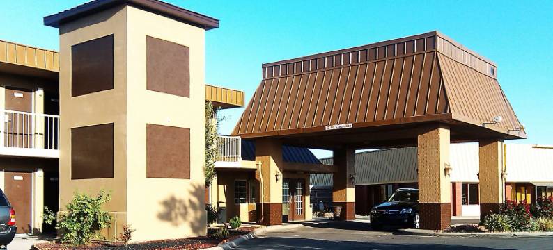 马格努森红男爵酒店(Magnuson Hotel Red Baron)图片