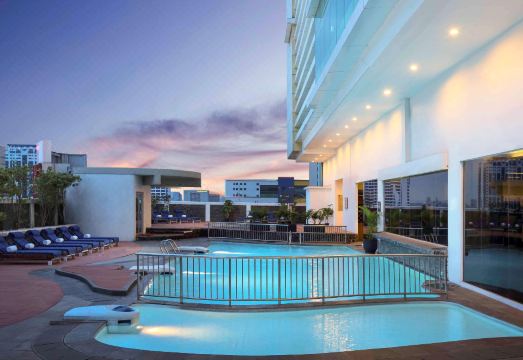 诺富特雅加达加查马达酒店外景图