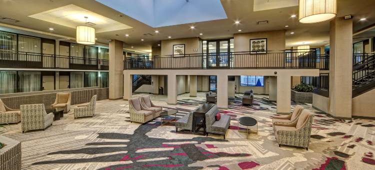 迪凯特希尔顿逸林酒店(DoubleTree by Hilton Decatur Riverfront)图片