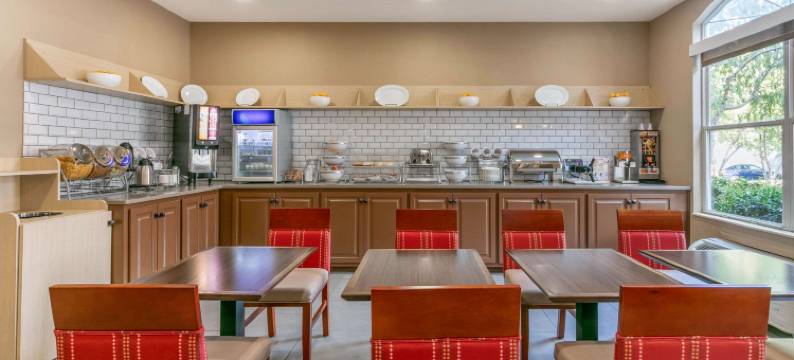 纳什维尔富兰克林冷泉舒适套房酒店(Comfort Inn & Suites Nashville Franklin Cool Springs)图片