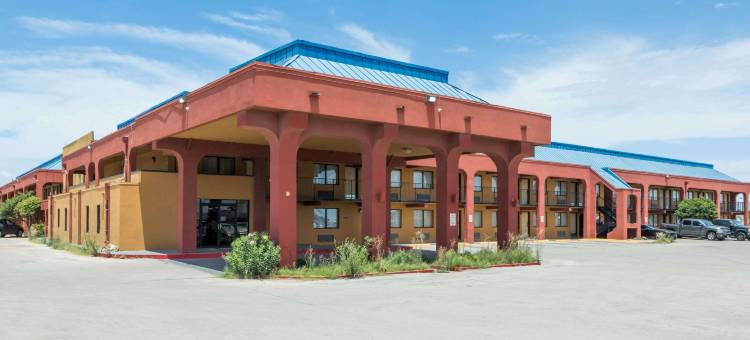 米德兰戴斯酒店(Days Inn by Wyndham Midland)图片