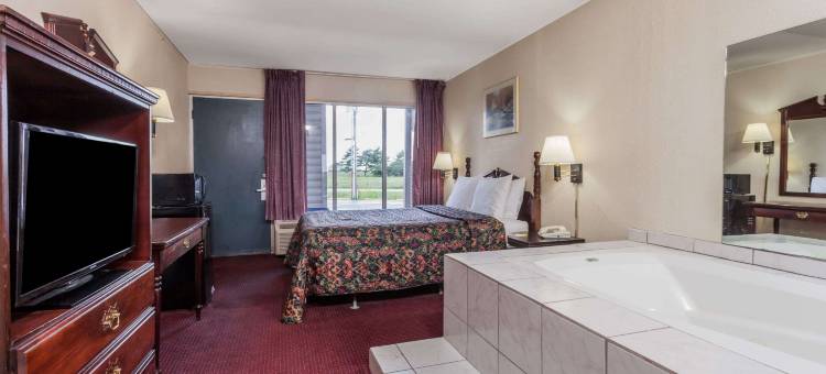 西摩温德姆戴斯酒店(Days Inn by Wyndham Seymour)图片