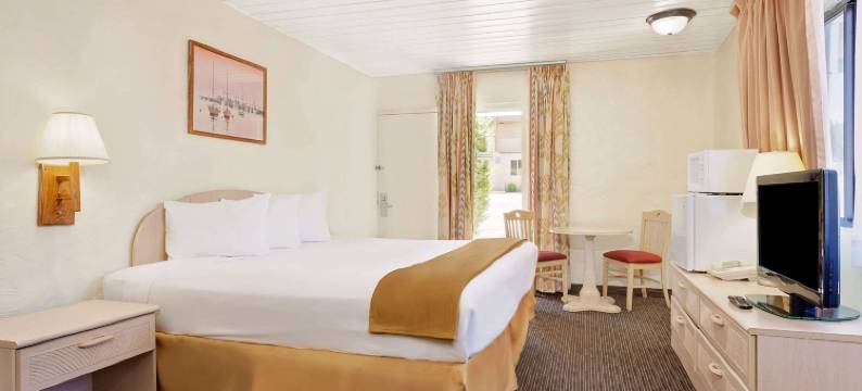 佩奇骑士酒店(Knights Inn Page)图片