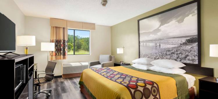 克林顿速8酒店(Super 8 by Wyndham Clinton)图片