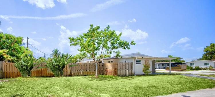 Perfect Backyard in 3 Bed 2 Bath - 9 Mins to Wilton Manors图片