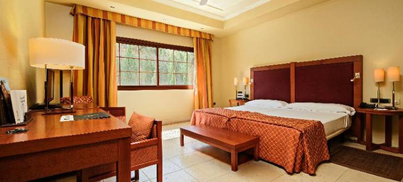 恩维雅阿尔梅里亚 SPA 高尔夫酒店(Hotel Envia Almería Spa & Golf)图片