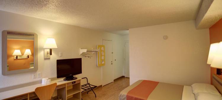 康瑟尔布拉夫斯6号汽车旅馆(Motel 6 Council Bluffs, IA - Omaha East)图片