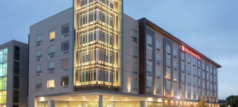 奥马哈阿卡萨尔本村希尔顿花园酒店(Hilton Garden Inn Omaha Aksarben Village)图片