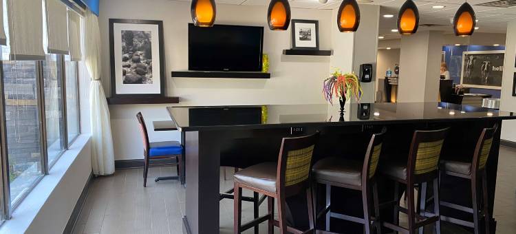 希尔顿欢朋酒店-奇斯韦尔堡马克斯梅多斯(Hampton Inn Ft. Chiswell-Max Meadows)图片