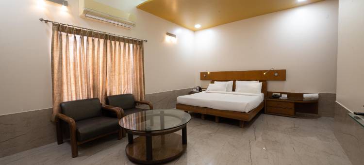 马纳斯酒店(Hotel Manasi)图片