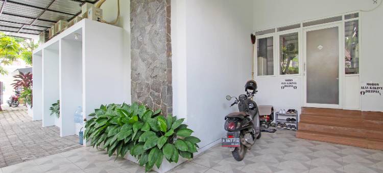 首都O 91665 D'普罗夫尊享宾馆(Capital O 91665 d'Prof Exclusive Guesthouse)图片