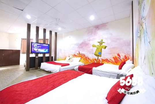 Mickey House-FuxingOver view