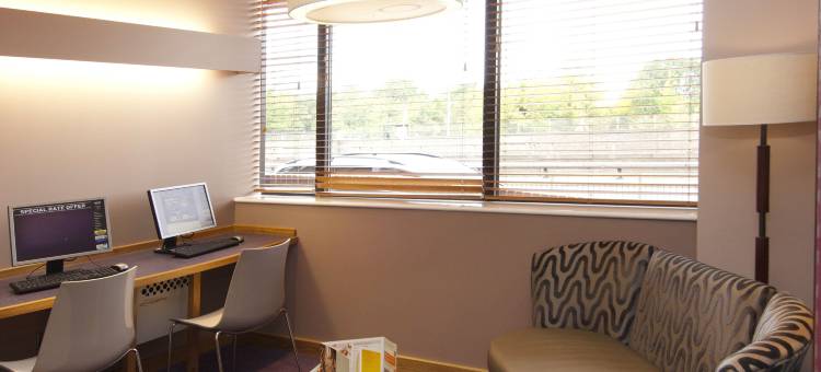 普瑞米尔伦敦挂钩巷酒店(Premier Inn London Hanger Lane)图片