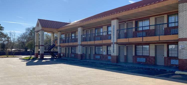 品质酒店及套房新波士顿 - 德克萨卡纳西(Quality Inn & Suites)图片